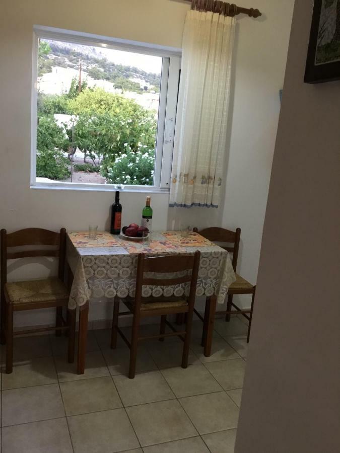 Villa Eirini Pefki  ภายนอก รูปภาพ