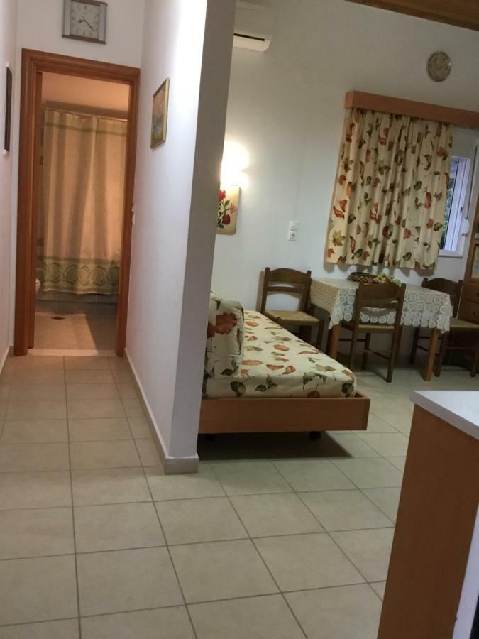 Villa Eirini Pefki  ภายนอก รูปภาพ